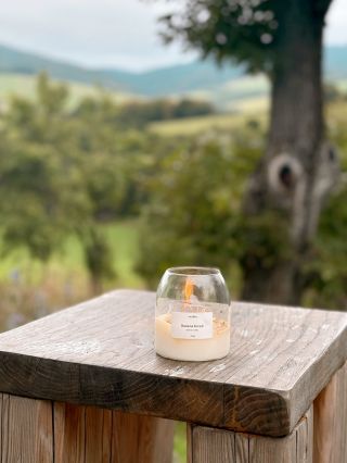 Právě jsme doskladnili XXL kolekci ve variantě dýňový koláč, rebarborový koláč, santalové dřevo a banana bread. 🍂🫶🏻🥧...